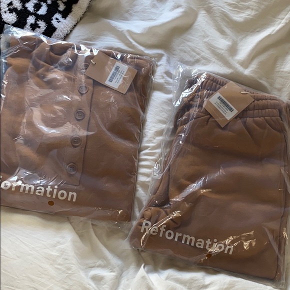 Reformation Other - UNOPENED Reformation Sweat Set